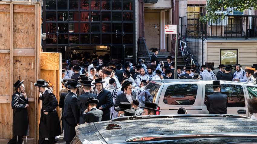 У розпал пандемії хасиди влаштували багатотисячне весілля (ВІДЕО)