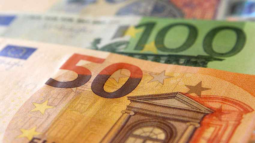 Куди йдуть гроші: як Україна та світ контролюють мільярди допомоги Куди йдуть гроші: як Україна та світ контролюють мільярди допомоги