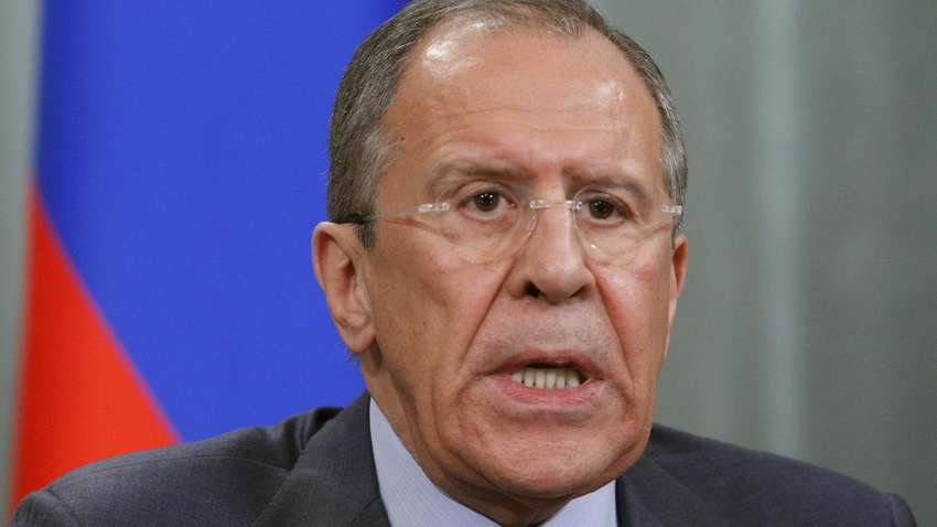 “Хто вам сказав, що Росія постачає?": Лавров розповів, як насправді їх зброя потрапляє на Донбас