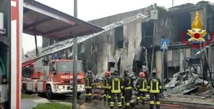 Один із найбагатших людей Румунії загинув в авіакатастрофі (ВІДЕО) Один із найбагатших людей Румунії загинув в авіакатастрофі (ВІДЕО)