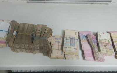 Хищение десятков миллионов гривен с дорог: ГБР проверяет чиновников из Черниговского горсовета Хищение десятков миллионов гривен с дорог: ГБР проверяет чиновников из Черниговского горсовета