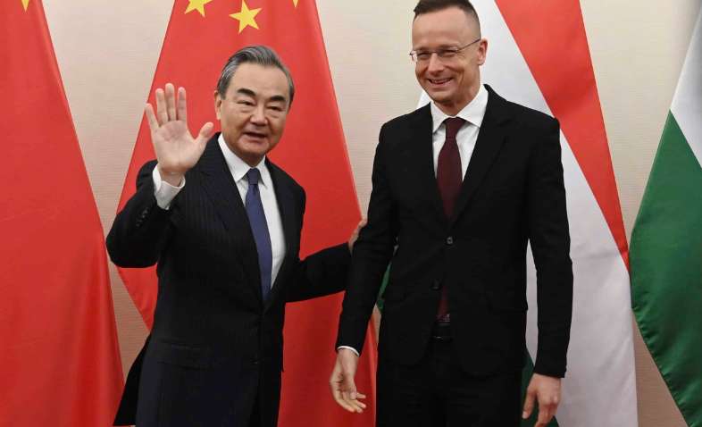 Первая страна ЕС заявила о поддержке "мирного плана" Китая и Бразилии Первая страна ЕС заявила о поддержке "мирного плана" Китая и Бразилии