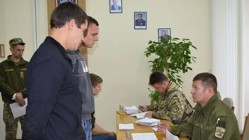 Формат работы ТЦК в Украине кардинально изменится: стала известна причина Формат работы ТЦК в Украине кардинально изменится: стала известна причина