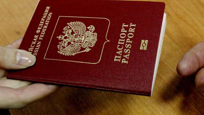 Стати росіянином тепер простіше: РФ відкриє подвійне громадянство для іноземців