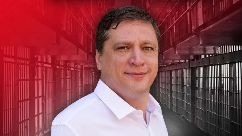 Нардепа, отсидевшего за изнасилование, выгнали из «Слуги народа»