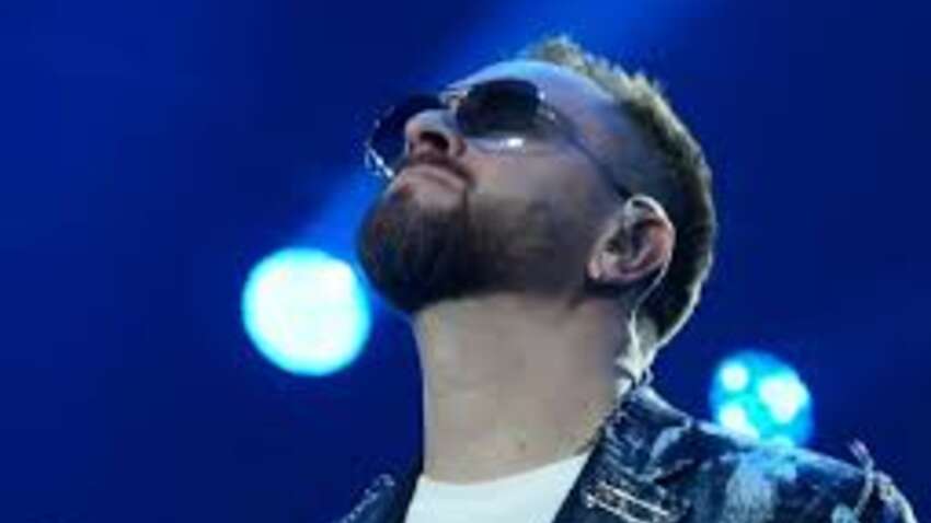 Фронтмена гурту СКАЙ Олега Собчука госпіталізували у передінфарктному стані Фронтмена гурту СКАЙ Олега Собчука госпіталізували у передінфарктному стані