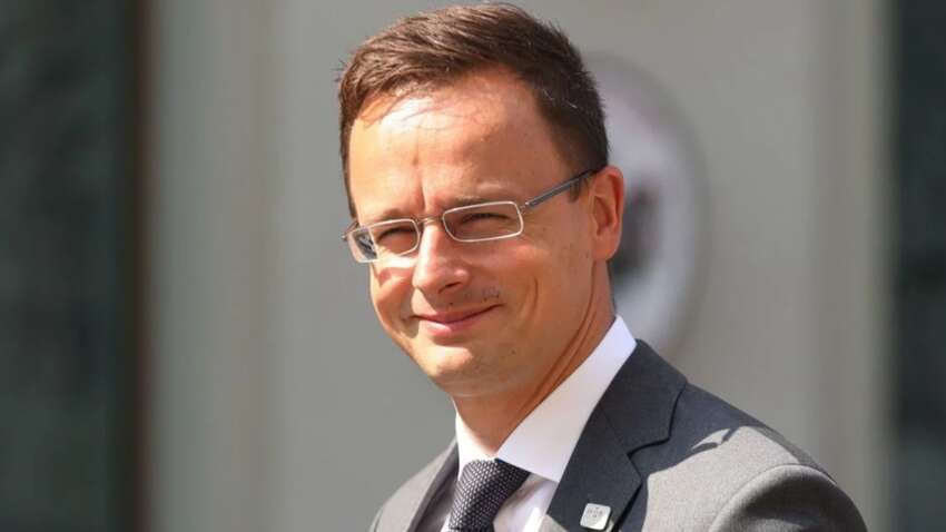 Злив розмови з Путіним спричинив істерику у Орбана: Сійярто вчинив щось надзвичайне в ефірі 