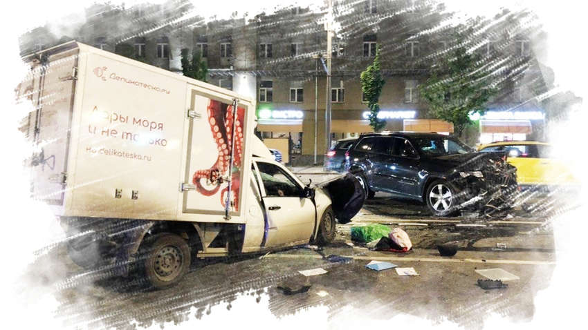 В Сети появилось первое видео ДТП с Ефремовым: на нем видно, кто сидит за рулем 