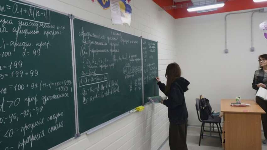 Діти повертаються за парти під землею: у Балаклії відкрили унікальну підземну школу