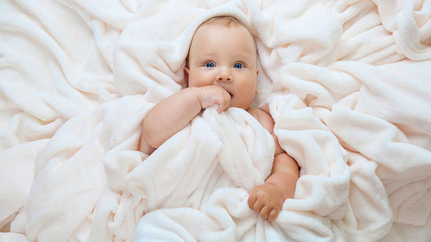 ЕС признал младенцев разносчиками Covid-19 ЕС признал младенцев разносчиками Covid-19