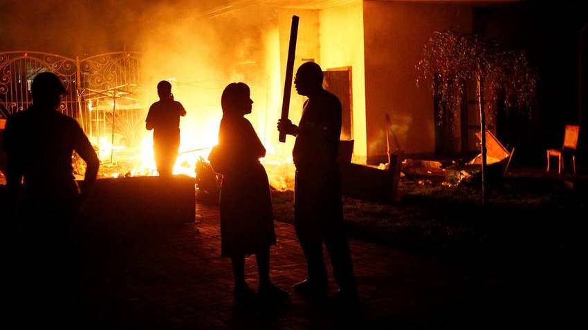 Штурм резиденції екс-президента Киргизстану: є загиблі