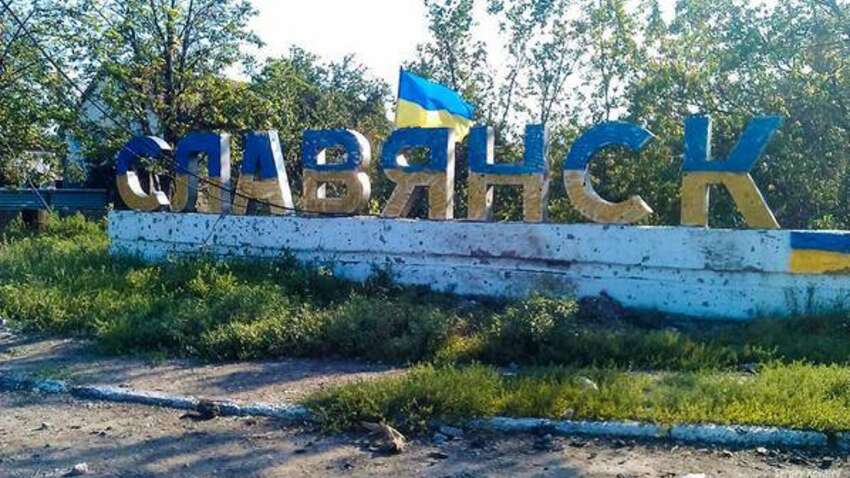 Оккупанты массированно сбрасывают авиабомбы: жителей призывают выезжать как можно быстрее Оккупанты массированно сбрасывают авиабомбы: жителей призывают выезжать как можно быстрее
