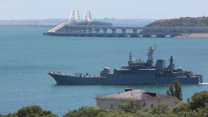 Украина отрезает Крым от внешнего мира: на Западе раскрыли детали Украина отрезает Крым от внешнего мира: на Западе раскрыли детали