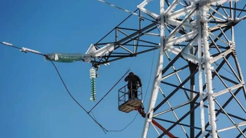 Неутешительный прогноз: в Раде ответили, сколько времени нужно для возобновления энергоснабжения