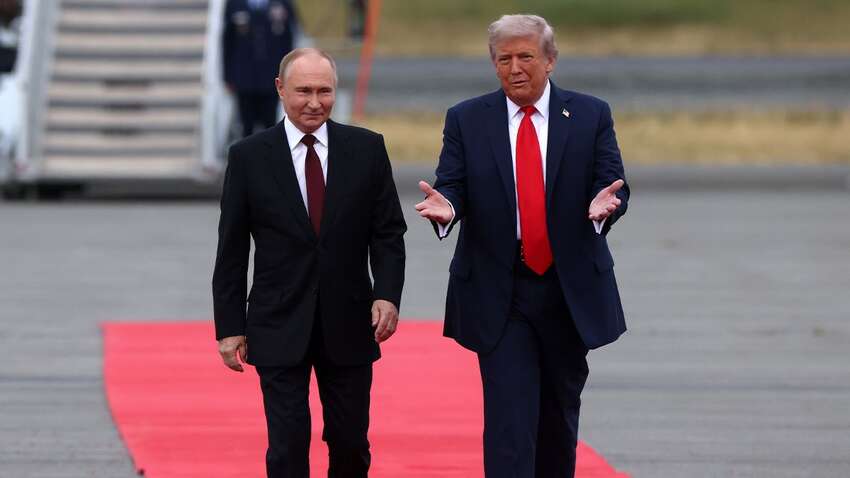 С Трампом встречался "тройник" Путина: астролог рассказал о переговорах на Аляске С Трампом встречался "тройник" Путина: астролог рассказал о переговорах на Аляске