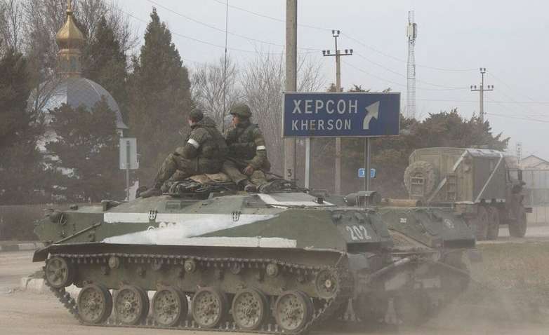 Бронетехника агрессора спокойно пересекла границу Украины: почему так произошло