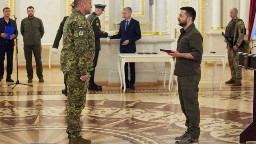 Раскол между Зеленским и Залужным: в ОП отреагировали на статью NYT Раскол между Зеленским и Залужным: в ОП отреагировали на статью NYT