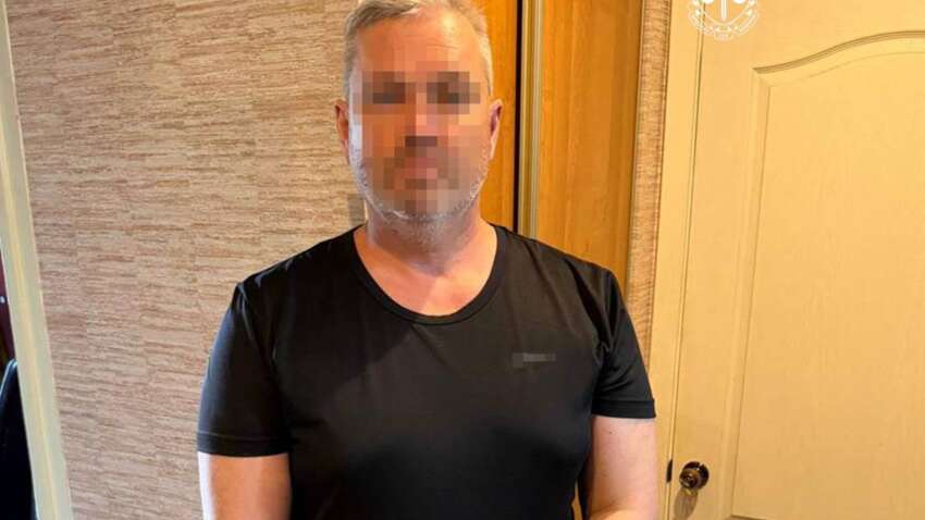 Скандал в Краматорске: чиновника городского совета разоблачили на хранении детской порнографии с участием мальчиков Скандал в Краматорске: чиновника городского совета разоблачили на хранении детской порнографии с участием мальчиков