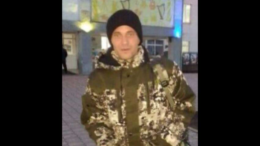 Батько 12 дітей загинув через кілька тижнів після служби в армії Батько 12 дітей загинув через кілька тижнів після служби в армії