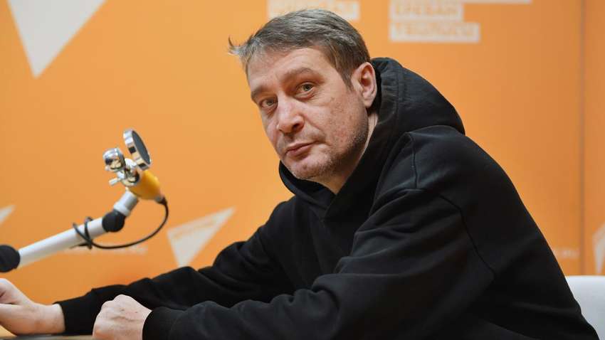 Помер російський письменник, який закликав бомбити Україну Помер російський письменник, який закликав бомбити Україну