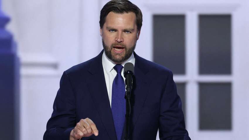 Она критиковала вице-президента США Венса: ее уволили через электронное письмо