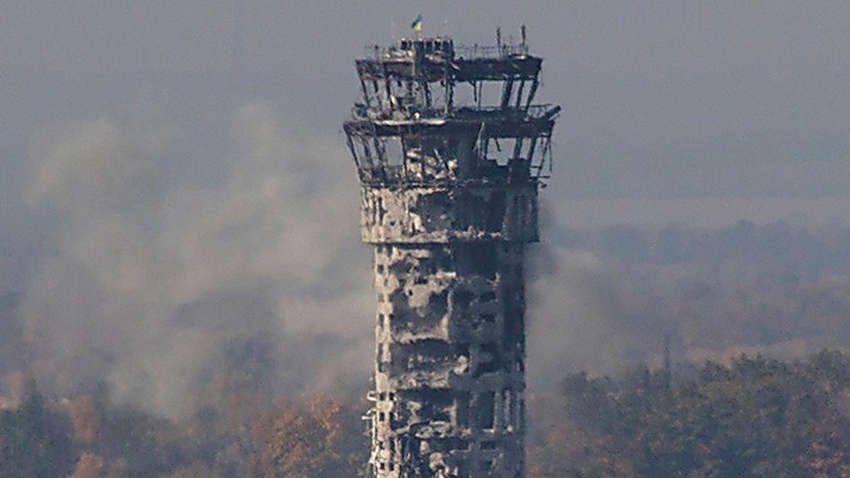 «Це віроломство»: у Рябошапки вирішили розслідувати загибель «кібргів» у ДАПі 5 років тому