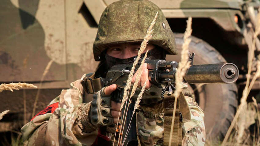 Російські військові ігнорують накази та не виходять на зв’язок, щоб уникнути штурмів