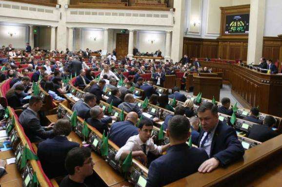 Эксперт на пальцах разложил, почему с сегодняшнего дня монобольшинства больше не существует