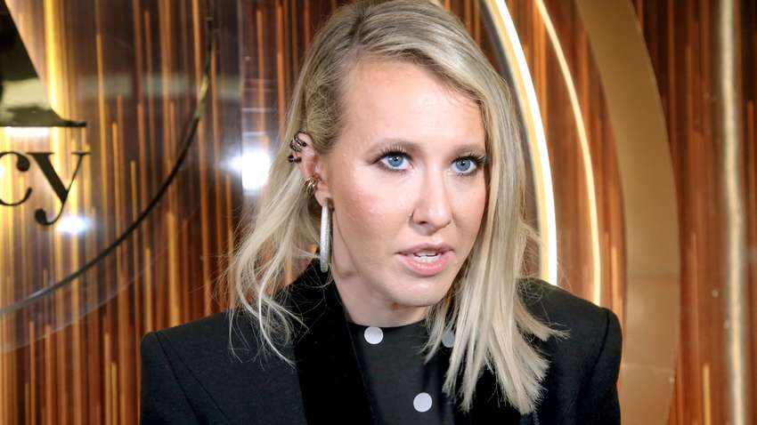 Собчак раскритиковала западные СМИ и назвала Путина "зрелым и адекватным": как отреагировала сеть Собчак раскритиковала западные СМИ и назвала Путина "зрелым и адекватным": как отреагировала сеть