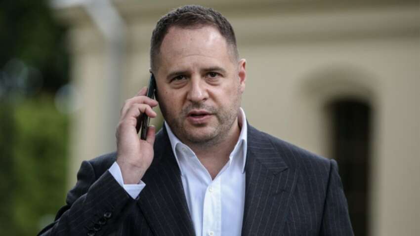 У Раді розповіли, що найцікавіше з обшуками в Єрмака: НАБУ може піти на радикальний крок У Раді розповіли, що найцікавіше з обшуками в Єрмака: НАБУ може піти на радикальний крок