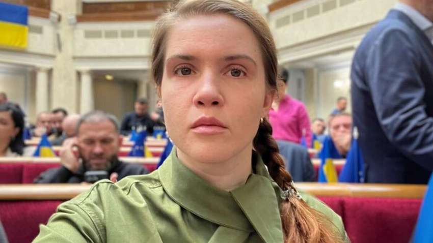 К потере Угледара может быть причастна Безуглая: как помогла врагу К потере Угледара может быть причастна Безуглая: как помогла врагу