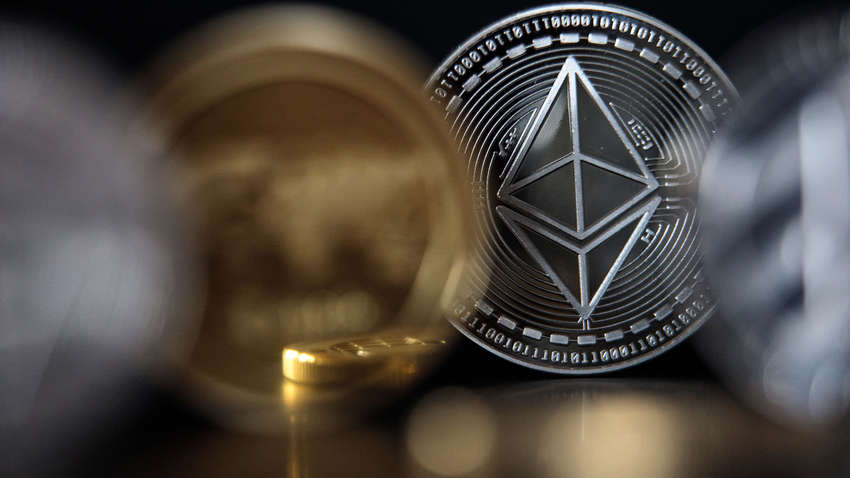 Создатель Ethereum уходит из криптобизнеса: что произошло Создатель Ethereum уходит из криптобизнеса: что произошло