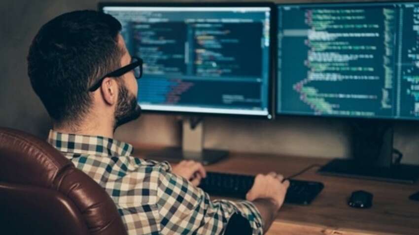 В Украине все больше айтивцев закрывают свои ФЛПы: аналитики назвали цифры и причины 