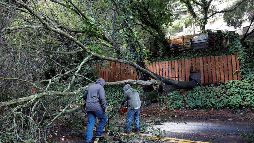 На США обрушився шторм: дороги перетворюються на річки (ВІДЕО)