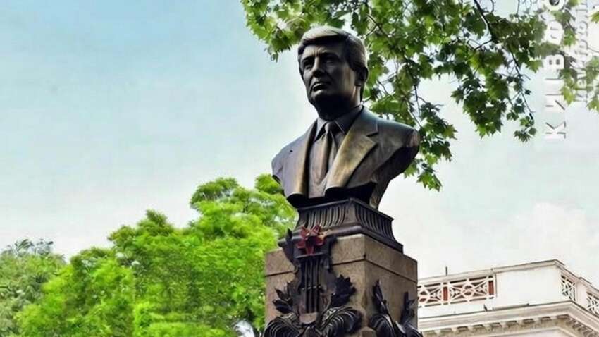 В Одессе хотят Пушкина заменить на Трампа: продолжается сбор подписей  