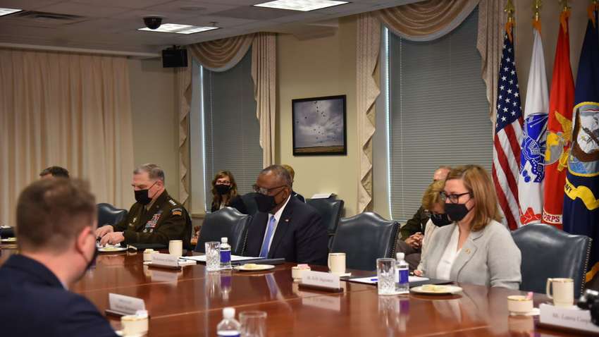 Как Украина ответит на агрессию Россию - Резников в Пентагоне