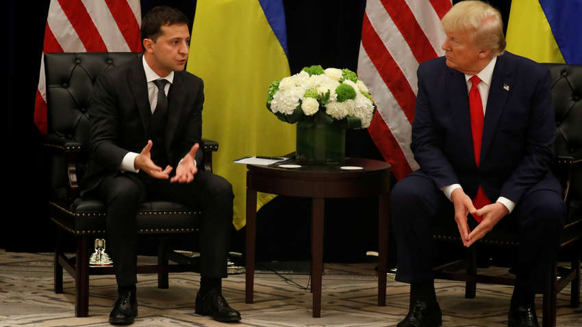 События вторника: полнолуние и огласка "тайного" разговора президентов