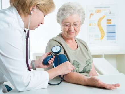 Женщины или мужчины: ученые выяснили, у кого чаще всего возникают сердечно-сосудистые болезни Женщины или мужчины: ученые выяснили, у кого чаще всего возникают сердечно-сосудистые болезни