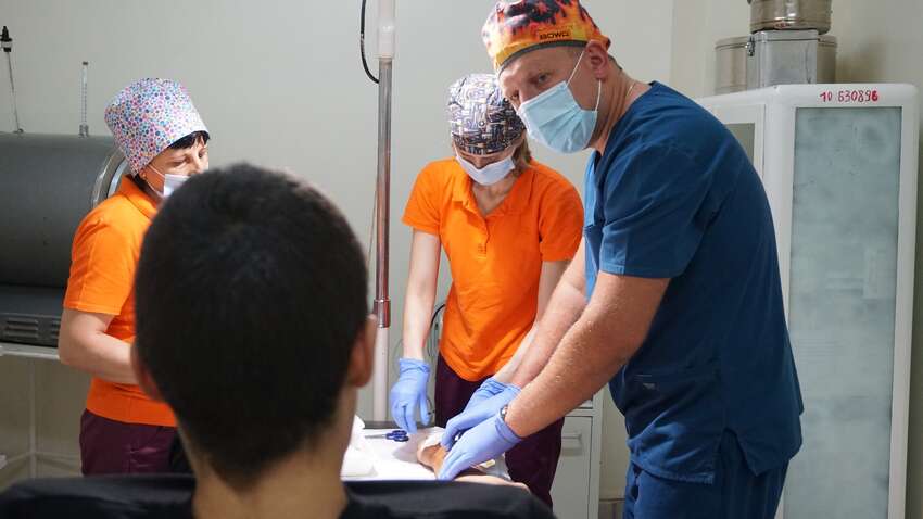 Через укуси комах можна залишитися без кінцівок: що сталося на Закарпатті