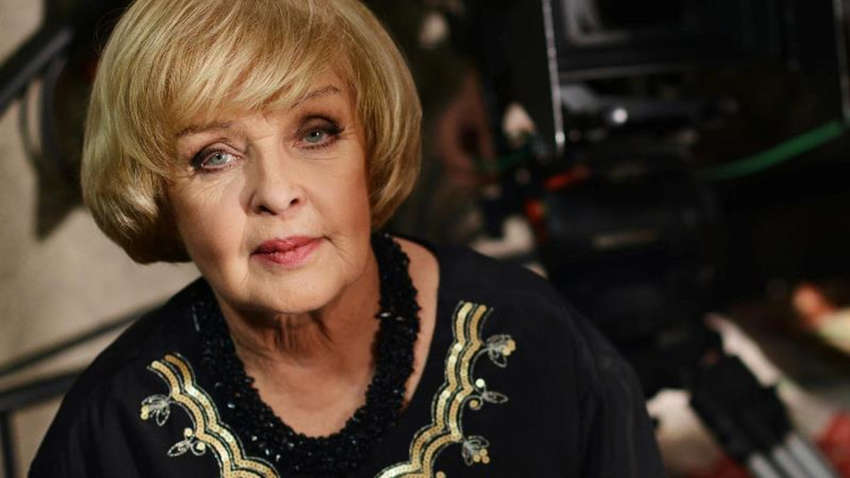 Ада Роговцева снялась в молодежном сериале Ада Роговцева снялась в молодежном сериале