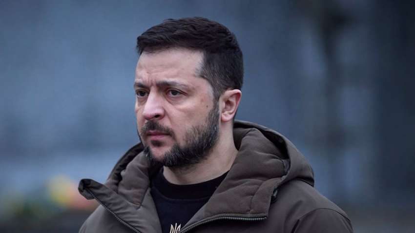 Зеленский сообщил, что готов сесть за стол переговоров с Путиным