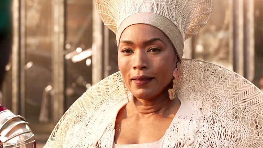 Ваканда в трауре: звезда фильма "Черной Пантеры" умерла Ваканда в трауре: звезда фильма "Черной Пантеры" умерла