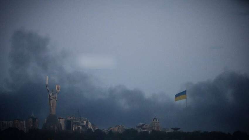 Масована атака на Київ: стало відомо, хто допоміг окупантам влучити по цілях Масована атака на Київ: стало відомо, хто допоміг окупантам влучити по цілях