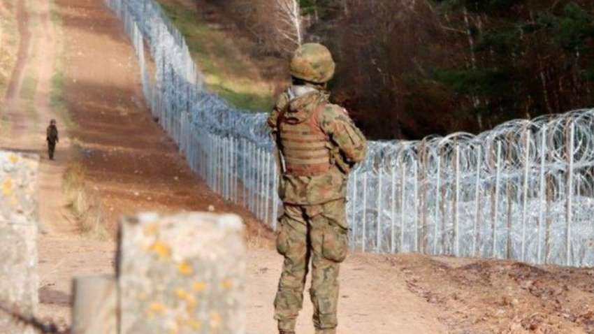 Великобритания отправила своих солдат на польско-беларусскую границу  Великобритания отправила своих солдат на польско-беларусскую границу