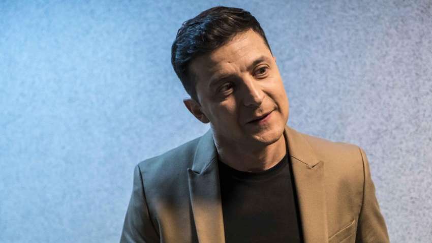 Зеленський вранці обговорив зі «слугами народу» законопроект про ринок землі