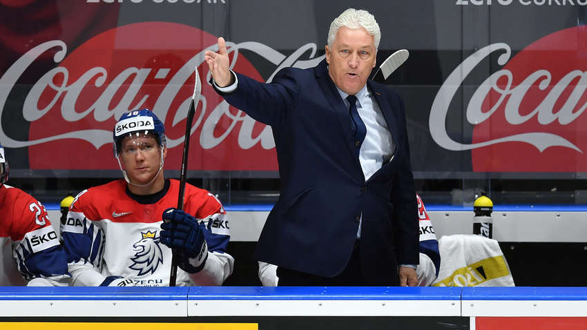 Умер известный хоккейный тренер Умер известный хоккейный тренер