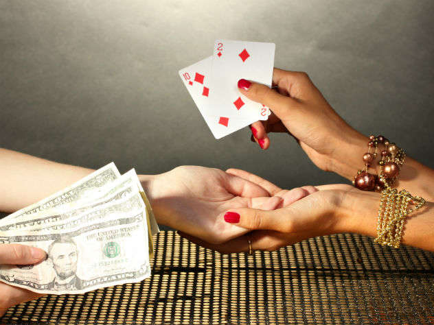 Украинцы требуют запретить экстрасенсы в новостях: петиция набирает подписи Украинцы требуют запретить экстрасенсы в новостях: петиция набирает подписи