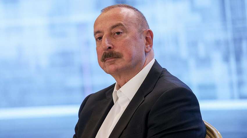 Президент Азербайджана позвонил Путину и извинился: какая причина  Президент Азербайджана позвонил Путину и извинился: какая причина