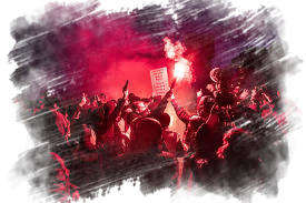 Украинцы поддерживают требование Виктора Медведчука остановить уличный произвол радикалов Украинцы поддерживают требование Виктора Медведчука остановить уличный произвол радикалов