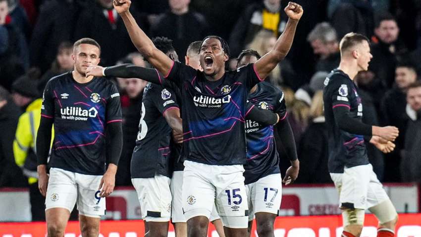 Битва аутсайдерів АПЛ: огляд матчу “Шеффілд” – “Лутон”  